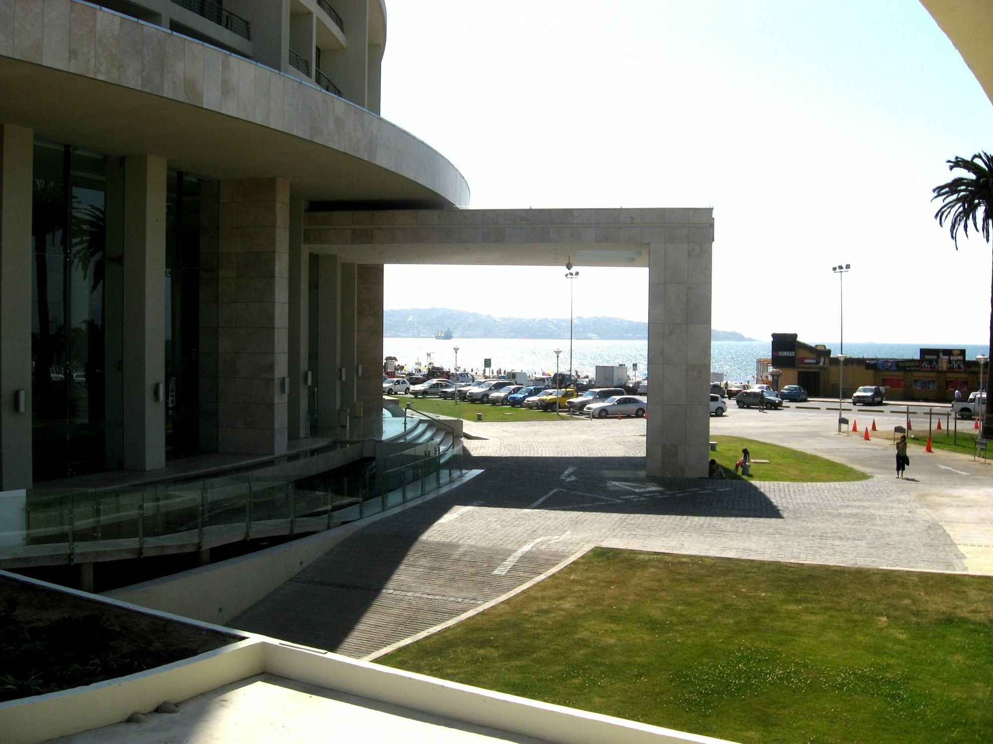 Hotel Enjoy Coquimbo Extérieur photo The entrance of the museum