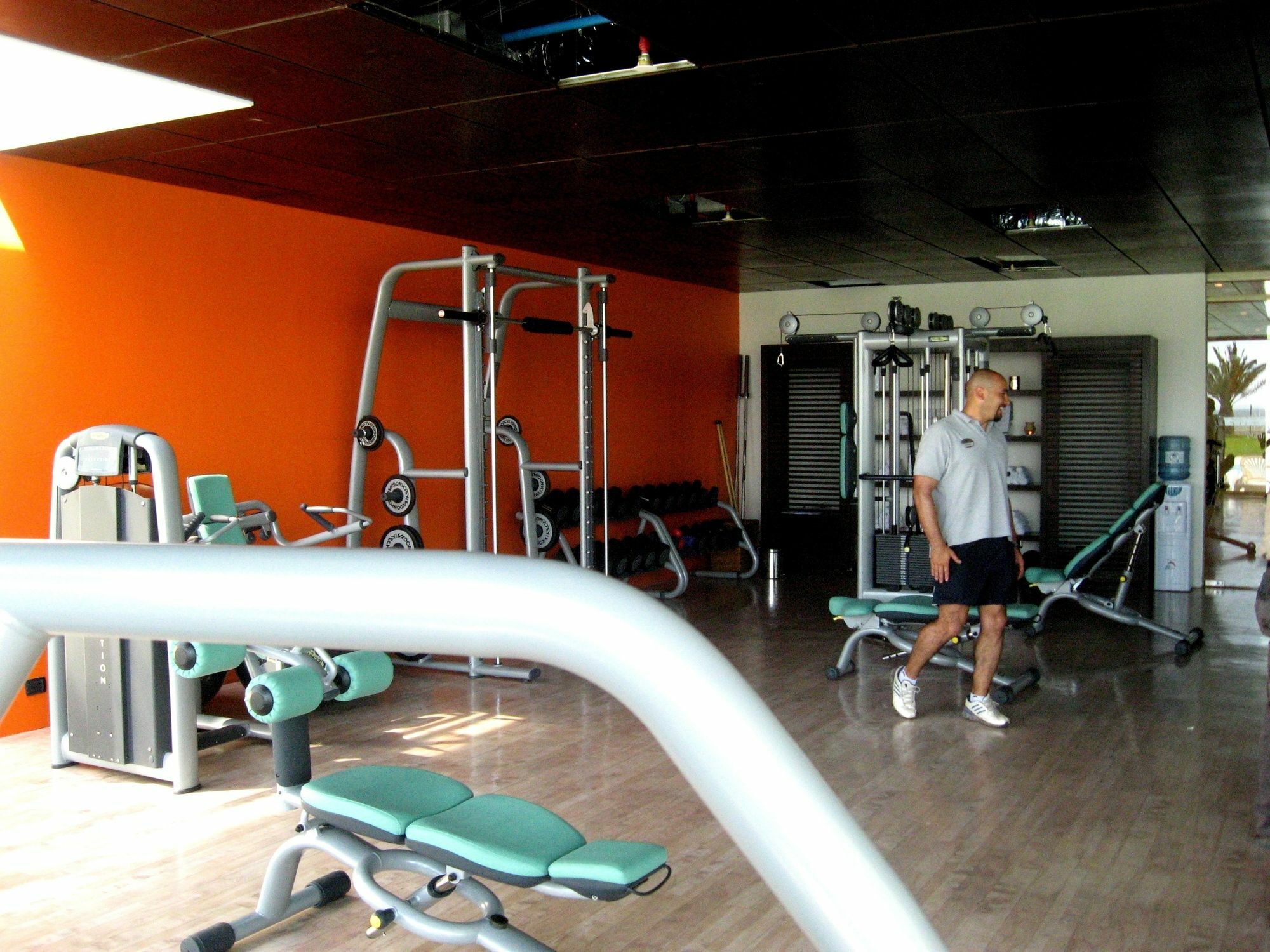 Hotel Enjoy Coquimbo Extérieur photo A gym in a hotel